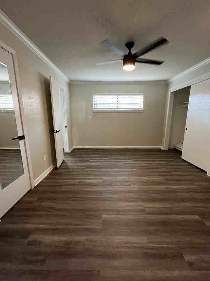 Dream Montrose - Photo 6 of 19