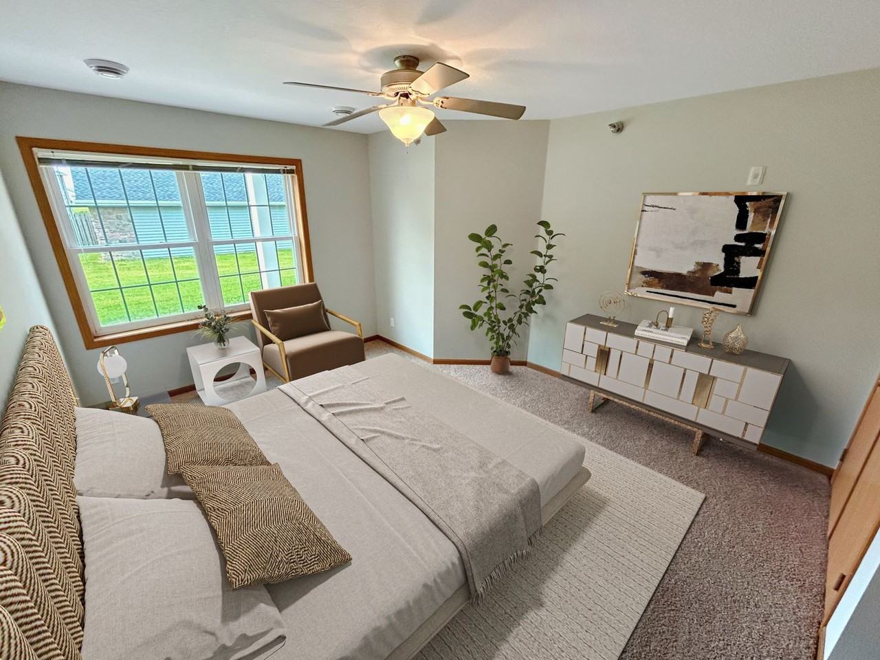 3821 Tiverton Ct - Photo 7 of 13