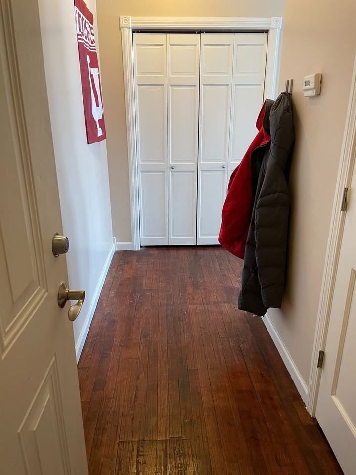305 S Lincoln St #B - Photo 2 of 20