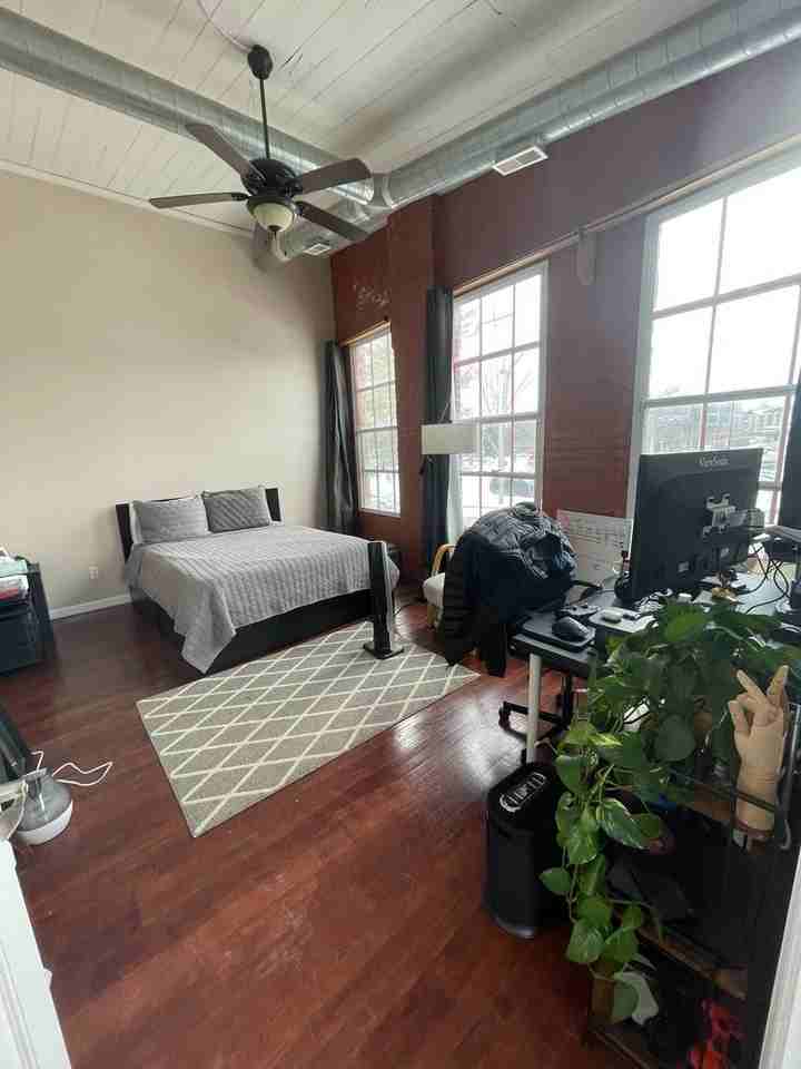 305 S Lincoln St #B - Photo 7 of 20
