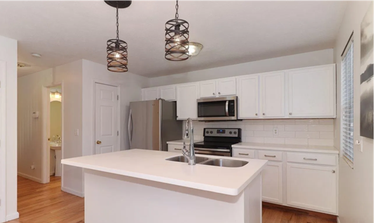 208 Parktrail Rd - Photo 5 of 23