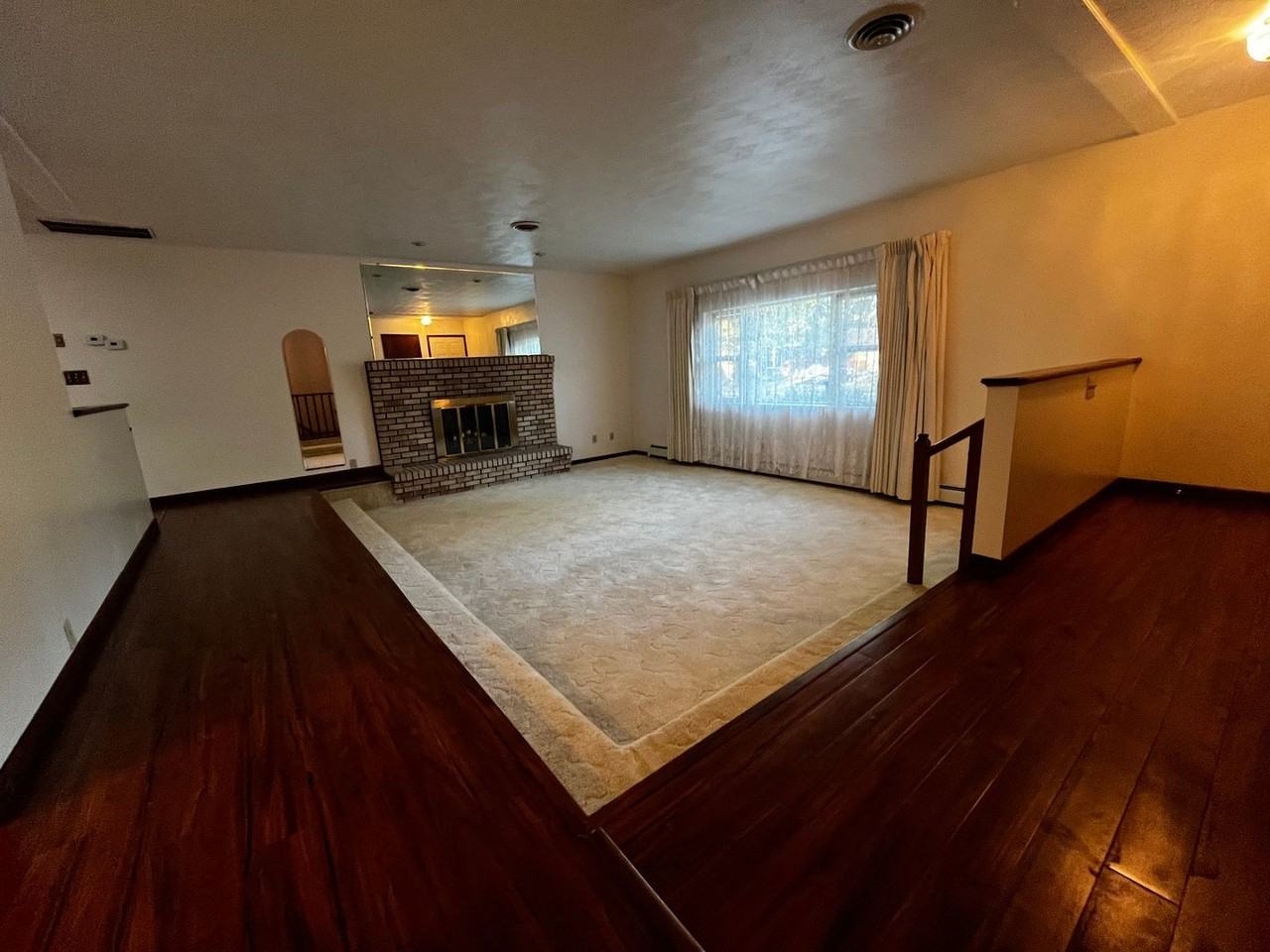 328 Stanford St - Photo 2 of 28