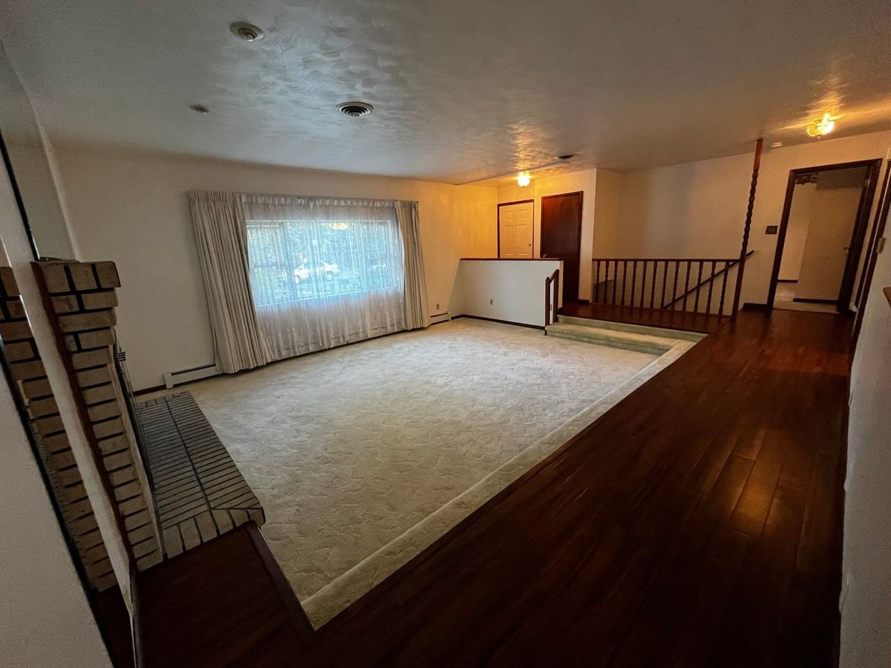 328 Stanford St - Photo 3 of 28