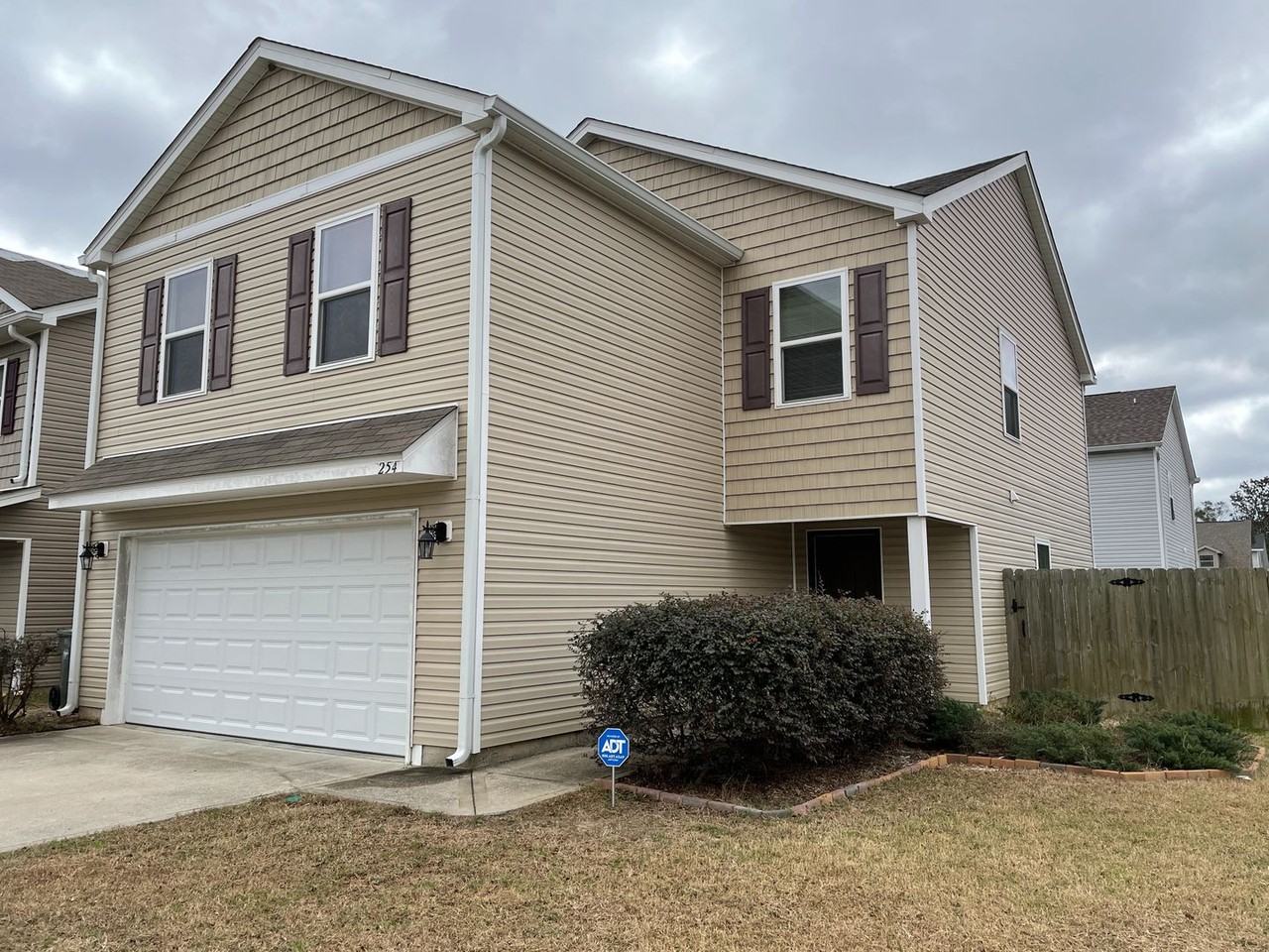 254 Cottage View Dr - Photo 2 of 23