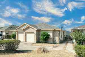 featured image of 2802 Southampton Way