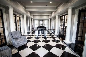 featured image of 5315 Avery Rd