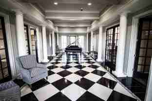 Avery Brooke Apartments - Photo 1 of 1
