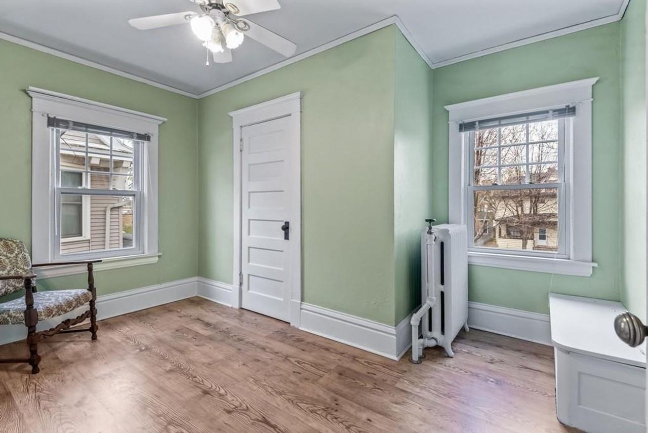 425 Wheeler St N - Photo 2 of 27