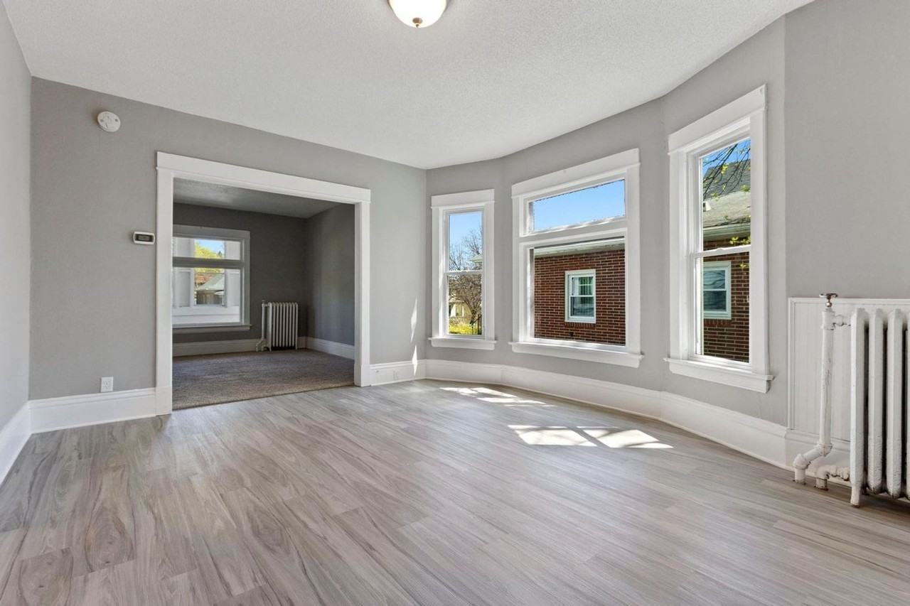 1132 Selby Ave - Photo 3 of 9