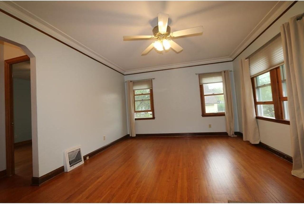 818 Aldine St - Photo 4 of 16