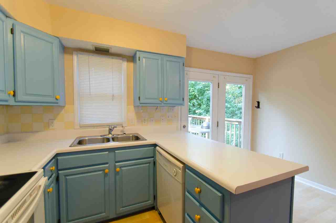 1209 E Hunter Ave - Photo 4 of 27