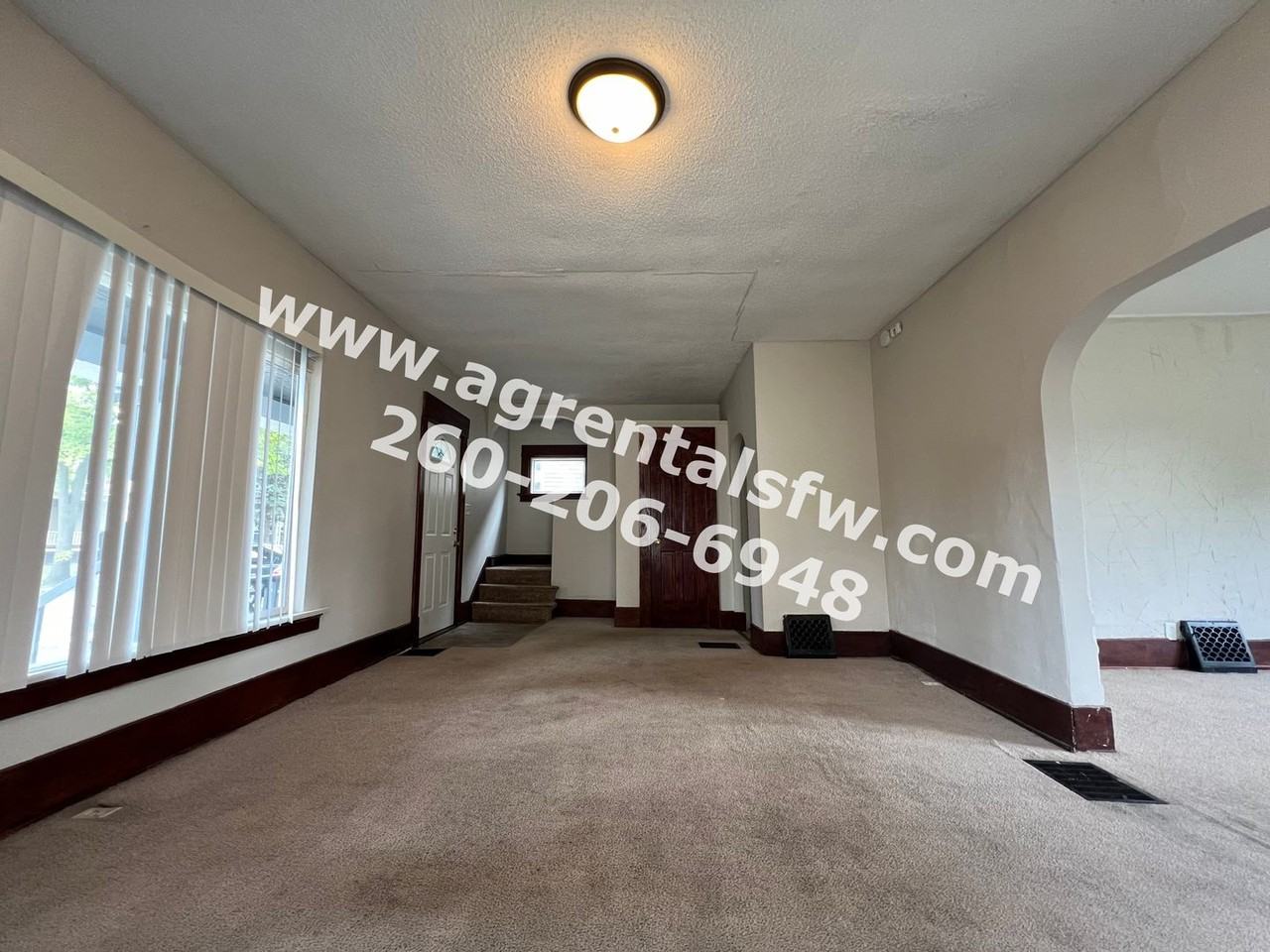 3214 S Harrison St - Photo 3 of 15