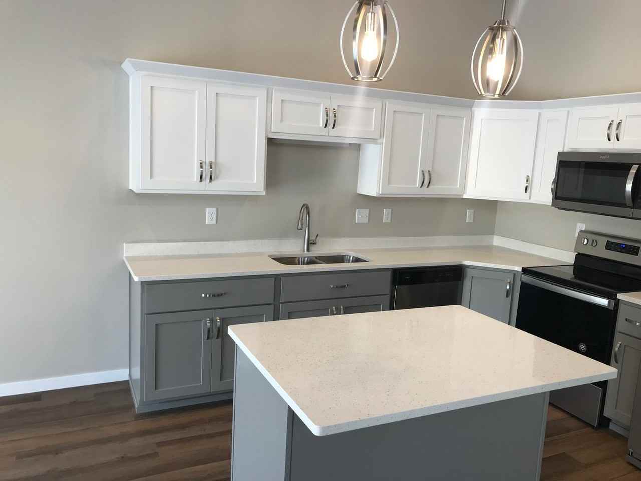 2149 Dock Dr - Photo 6 of 29