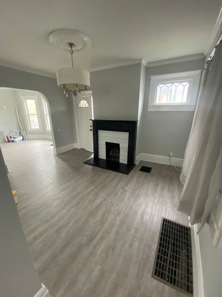 1510 Indianola Ave - Photo 6 of 15