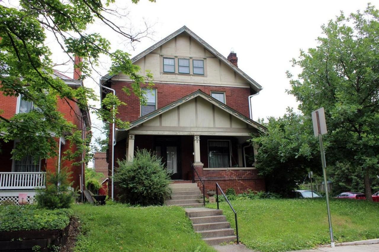 114 E Oakland Ave
