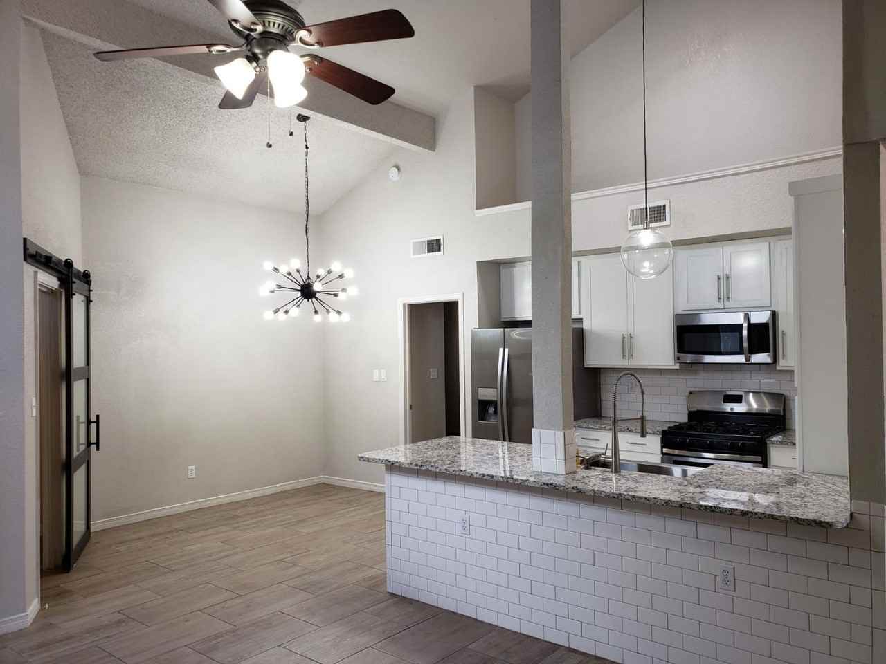 12232 Russolo Dr - Photo 2 of 32