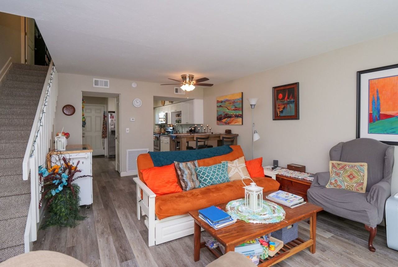 132 13th Ave S #9 - Photo 6 of 24