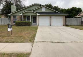 featured image of 2010 Hinkle Avenue