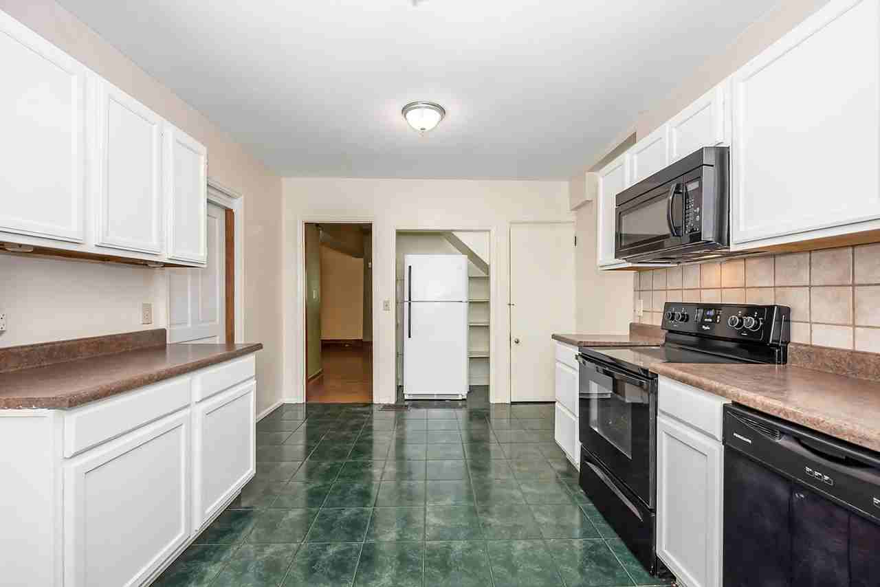 3206 Bishop St - Photo 3 of 31