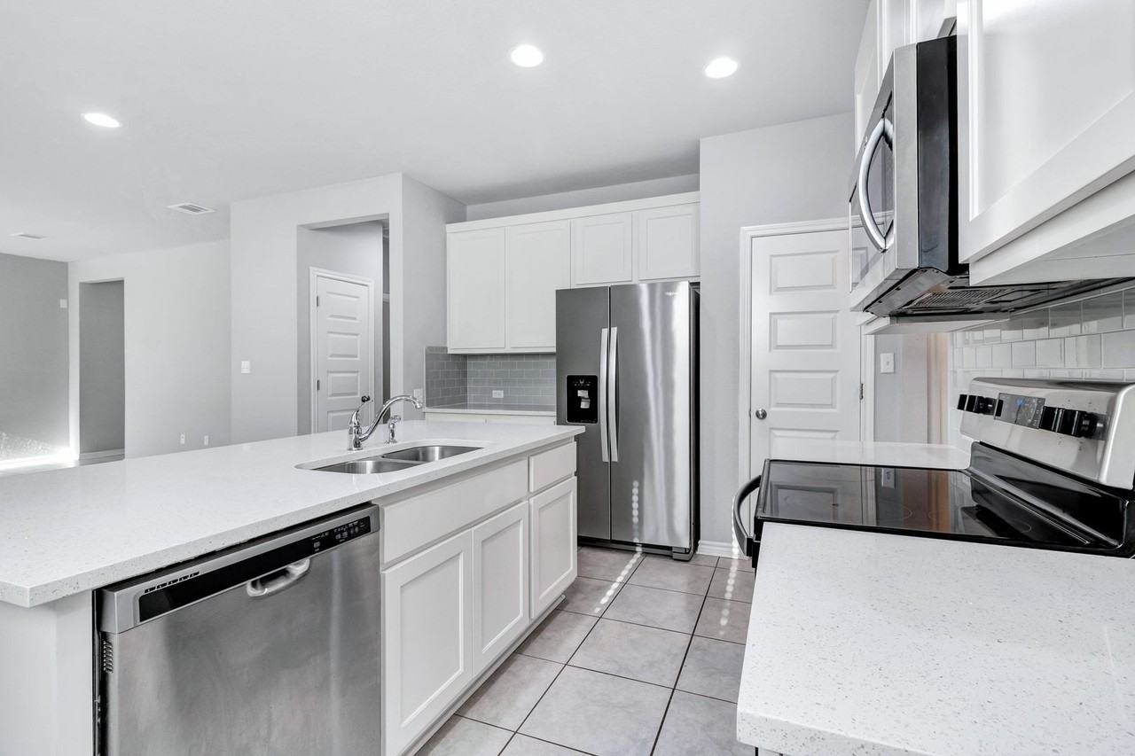 216 Syrah Ct - Photo 7 of 31