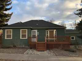 featured image of 1860 Portland St