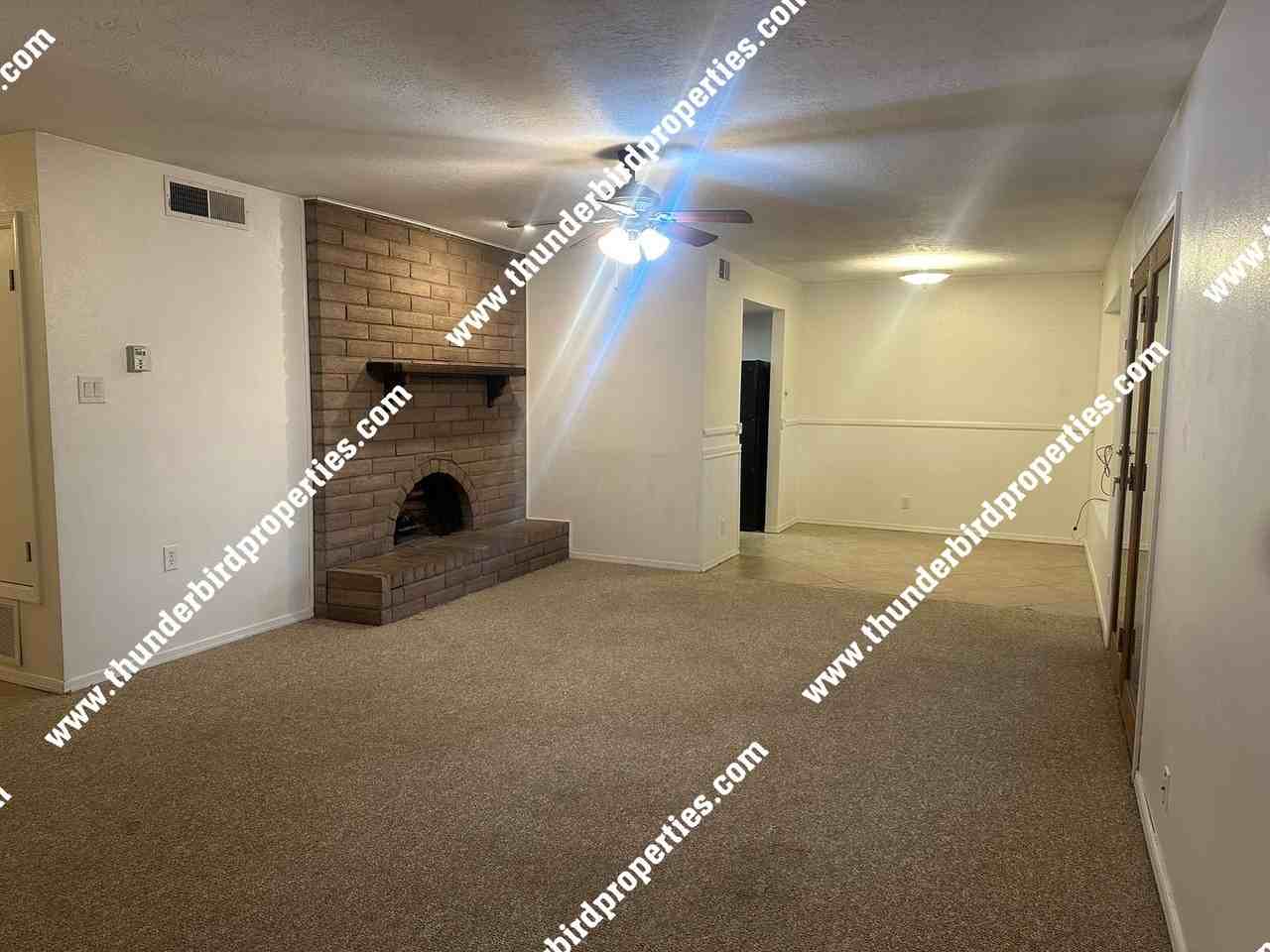 8301 Krim Dr Ne - Photo 3 of 13