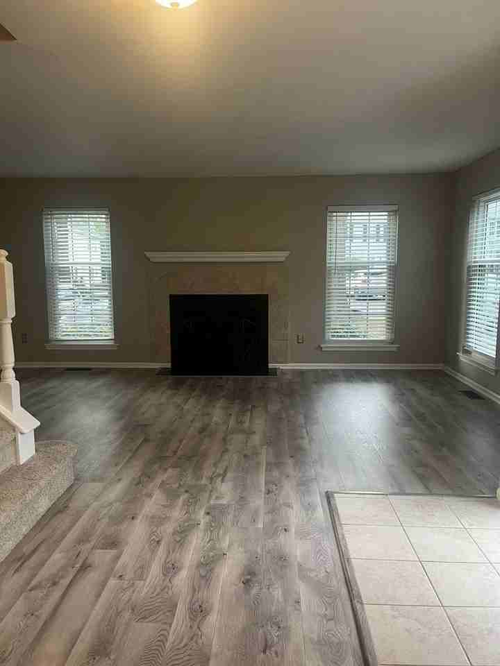 82 Liberty Dr - Photo 3 of 24