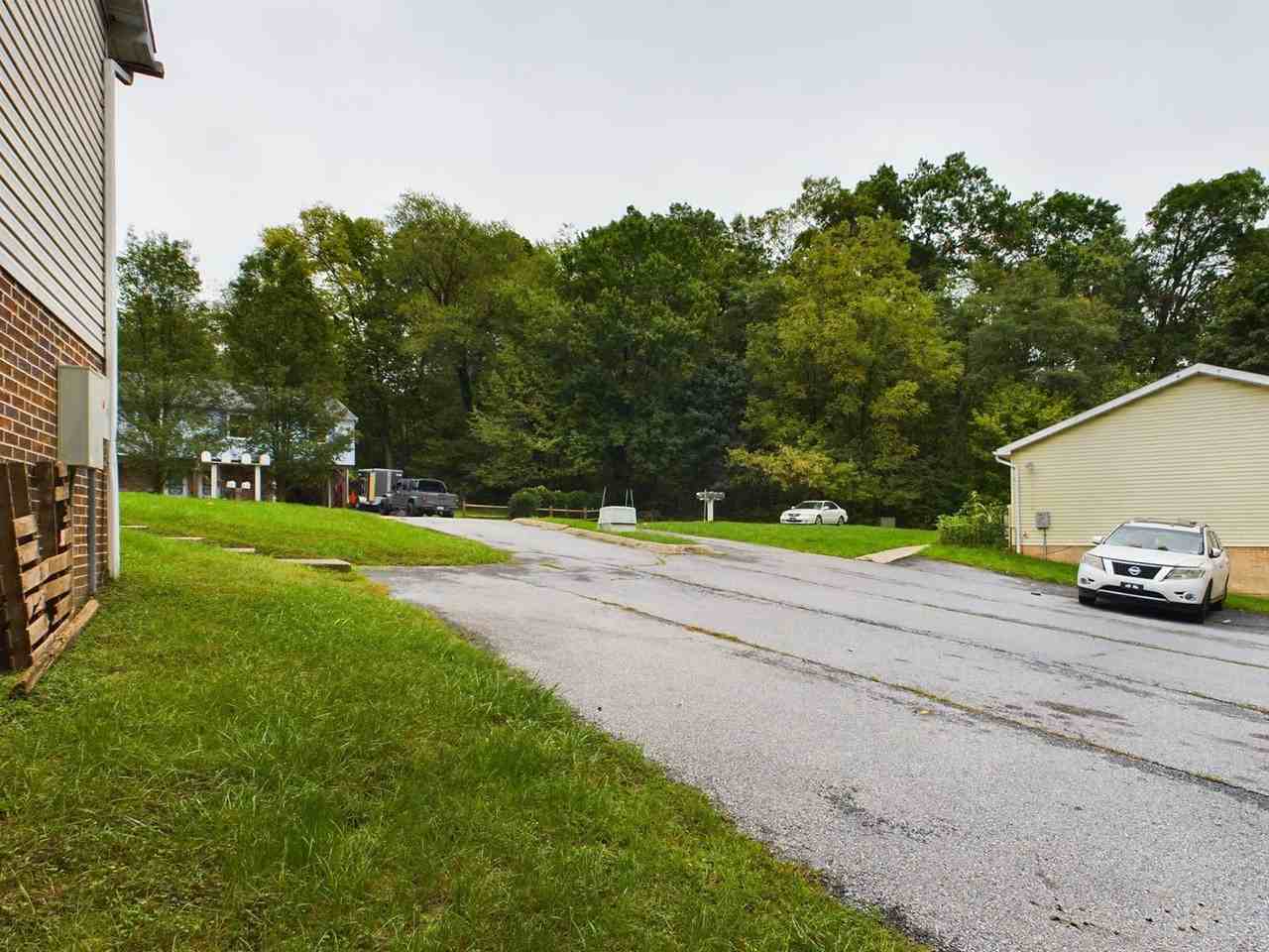 108 Keymar Dr - Photo 3 of 13