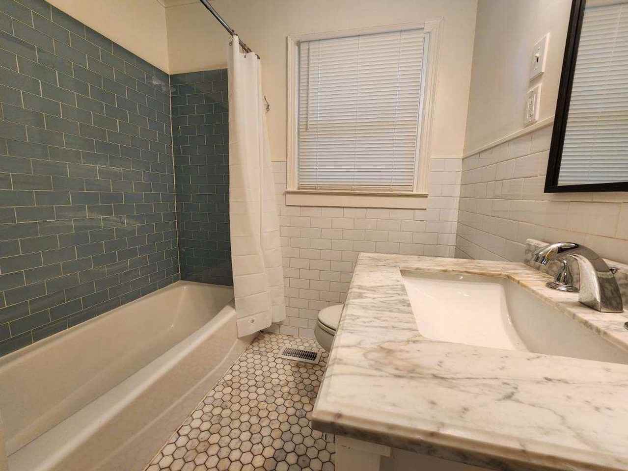 8612 Westwood Ave - Photo 4 of 11