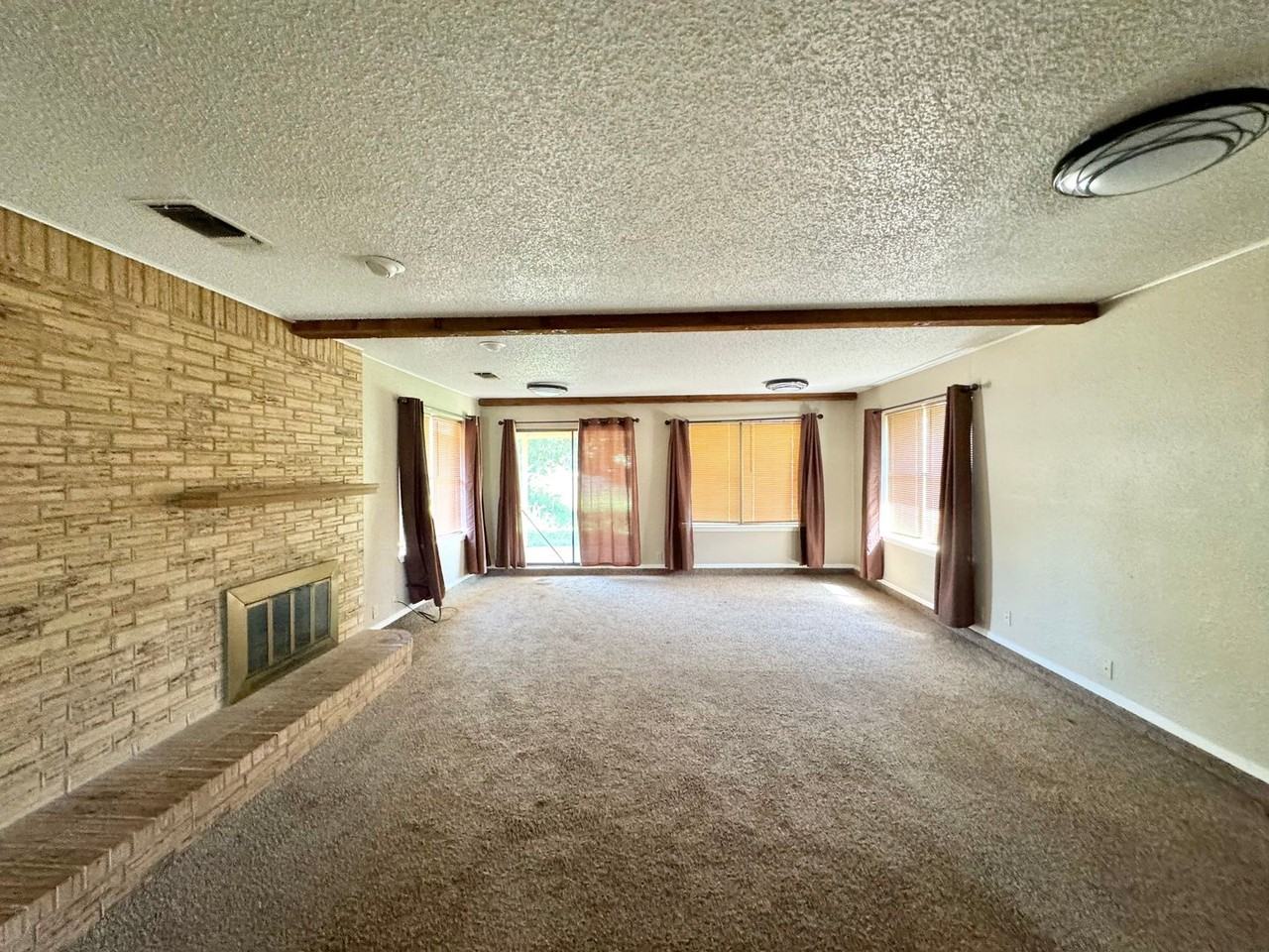 3822 Sunset Dr - Photo 2 of 15