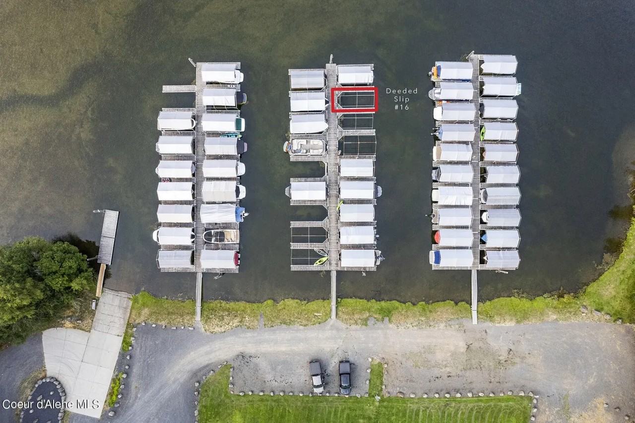 19820 S Alcan Rd - Photo 2 of 40