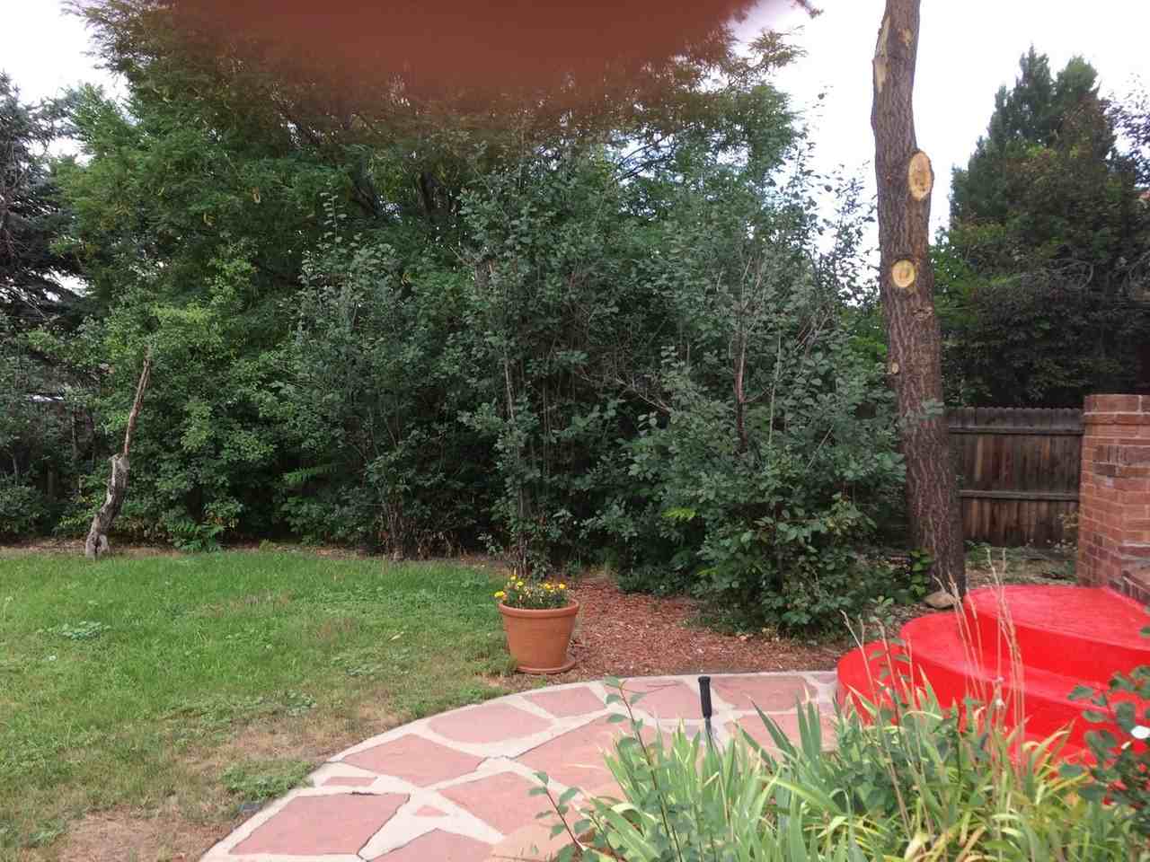 4043 E 4th Ave - Photo 3 of 23