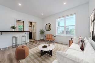 76 Wellington Street North #A - Photo 1 of 1