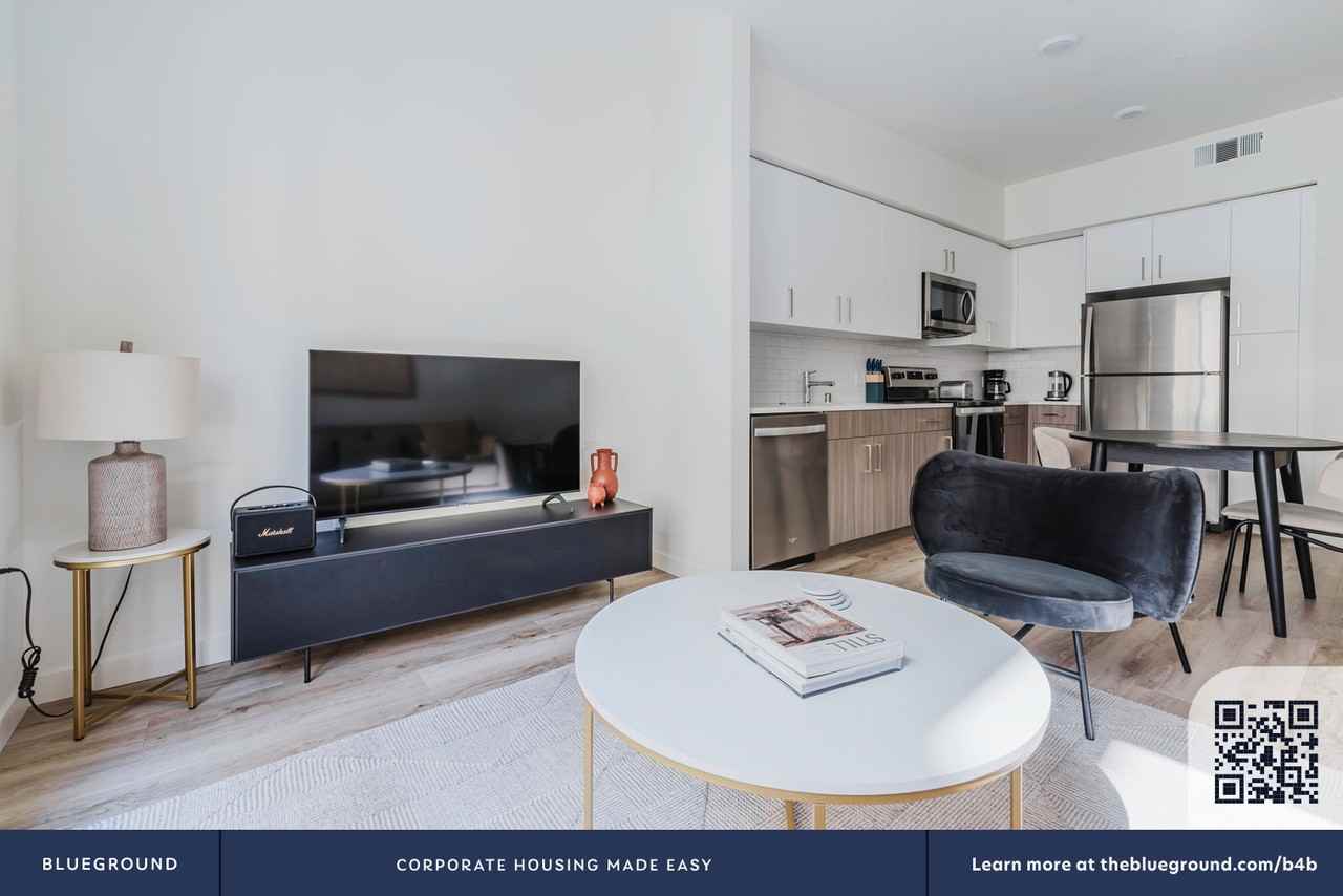 22271 Foothill Boulevard - Photo 6 of 50