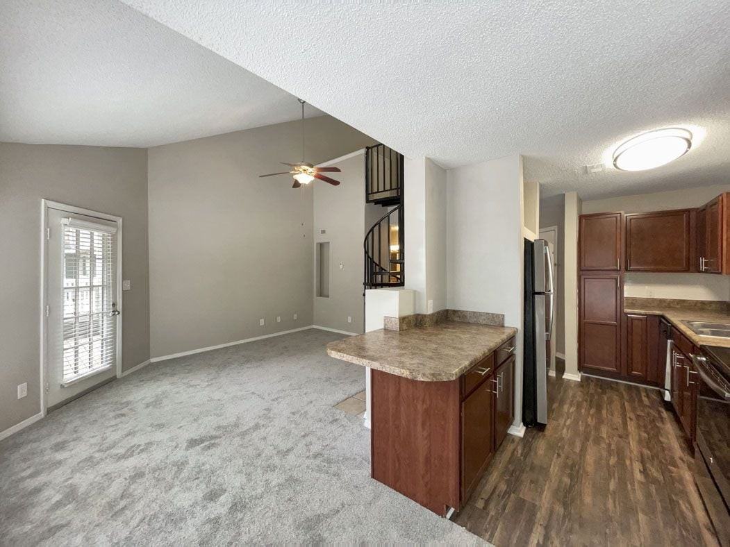 Lexington Farms Apartments - Photo 6 of 50