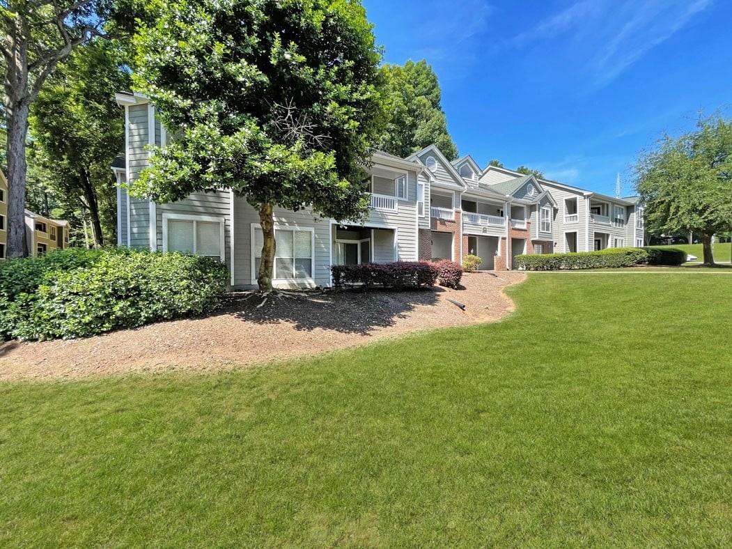 Lexington Farms Apartments - Photo 7 of 32