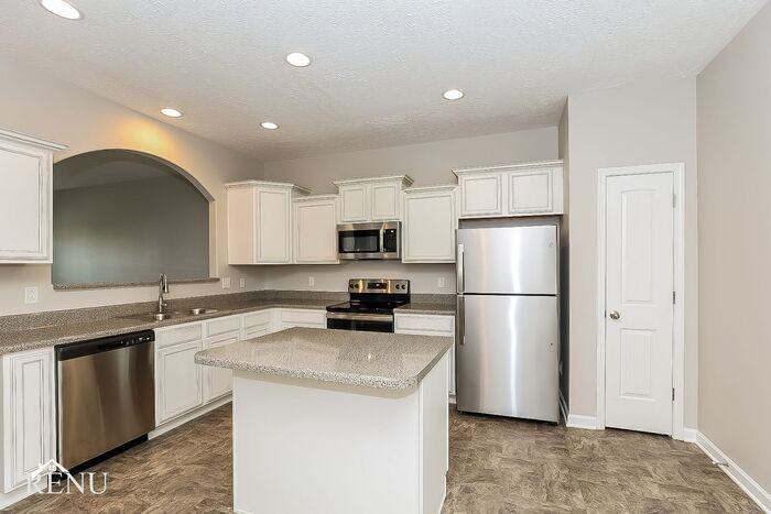 105 Copper Leaf Rd - Photo 2 of 18