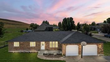 featured image of 216 E Smith Ln #NA