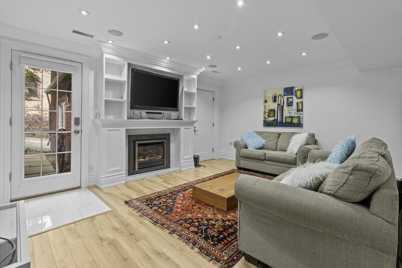 2 Fairfield Road #BSMT - Photo 3 of 17