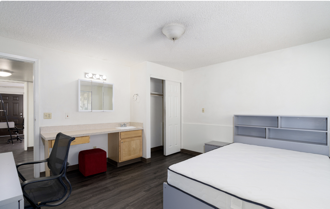 College Crest - Photo 6 of 20