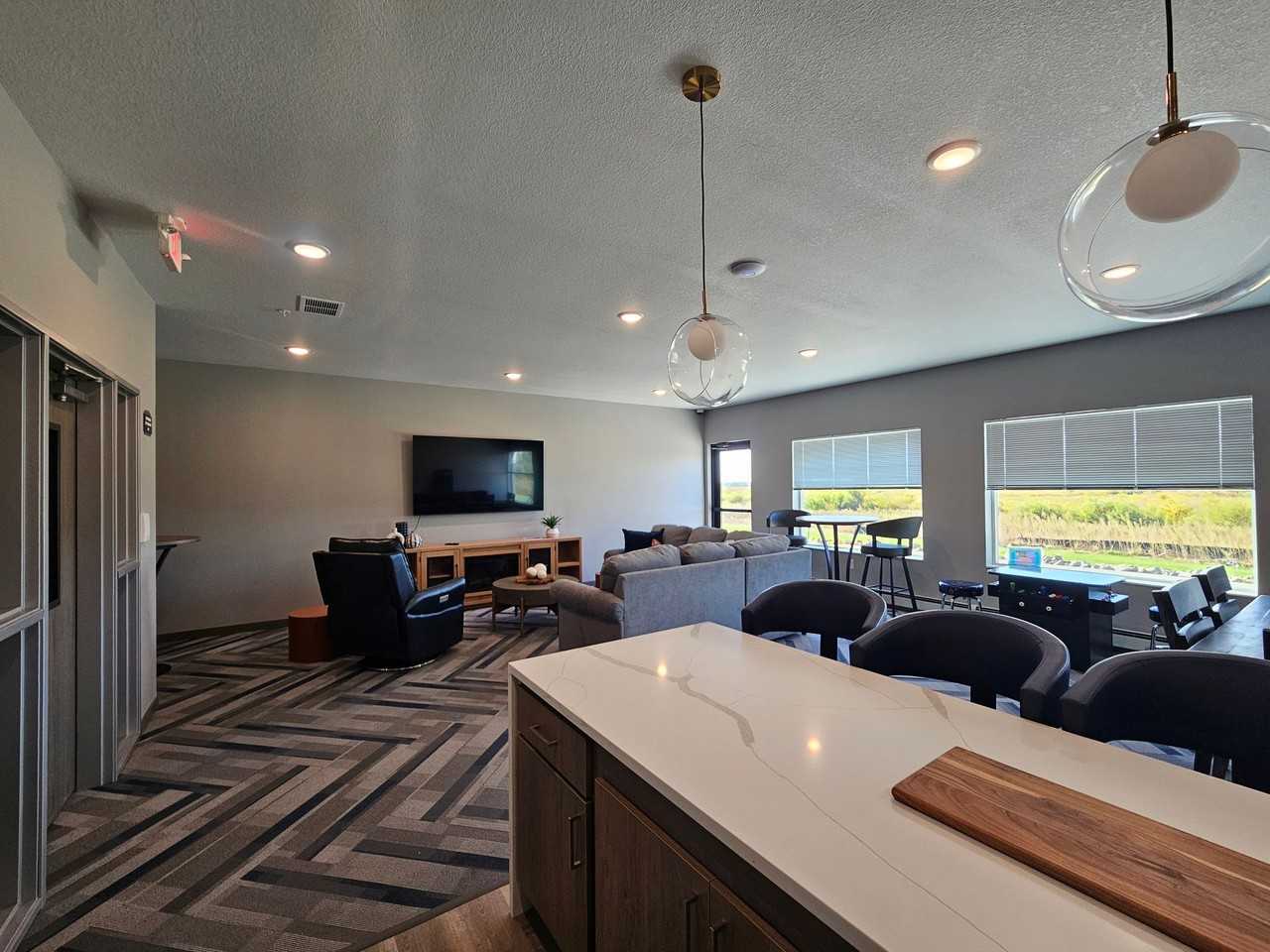 Wobegon Crossings - Photo 4 of 50