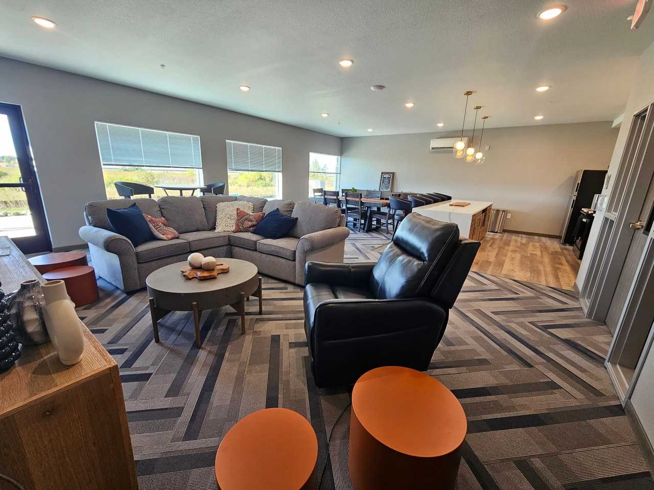 Wobegon Crossings - Photo 6 of 50