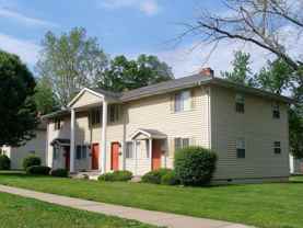 Colonial Manor Apartments - Photo 1 of 1