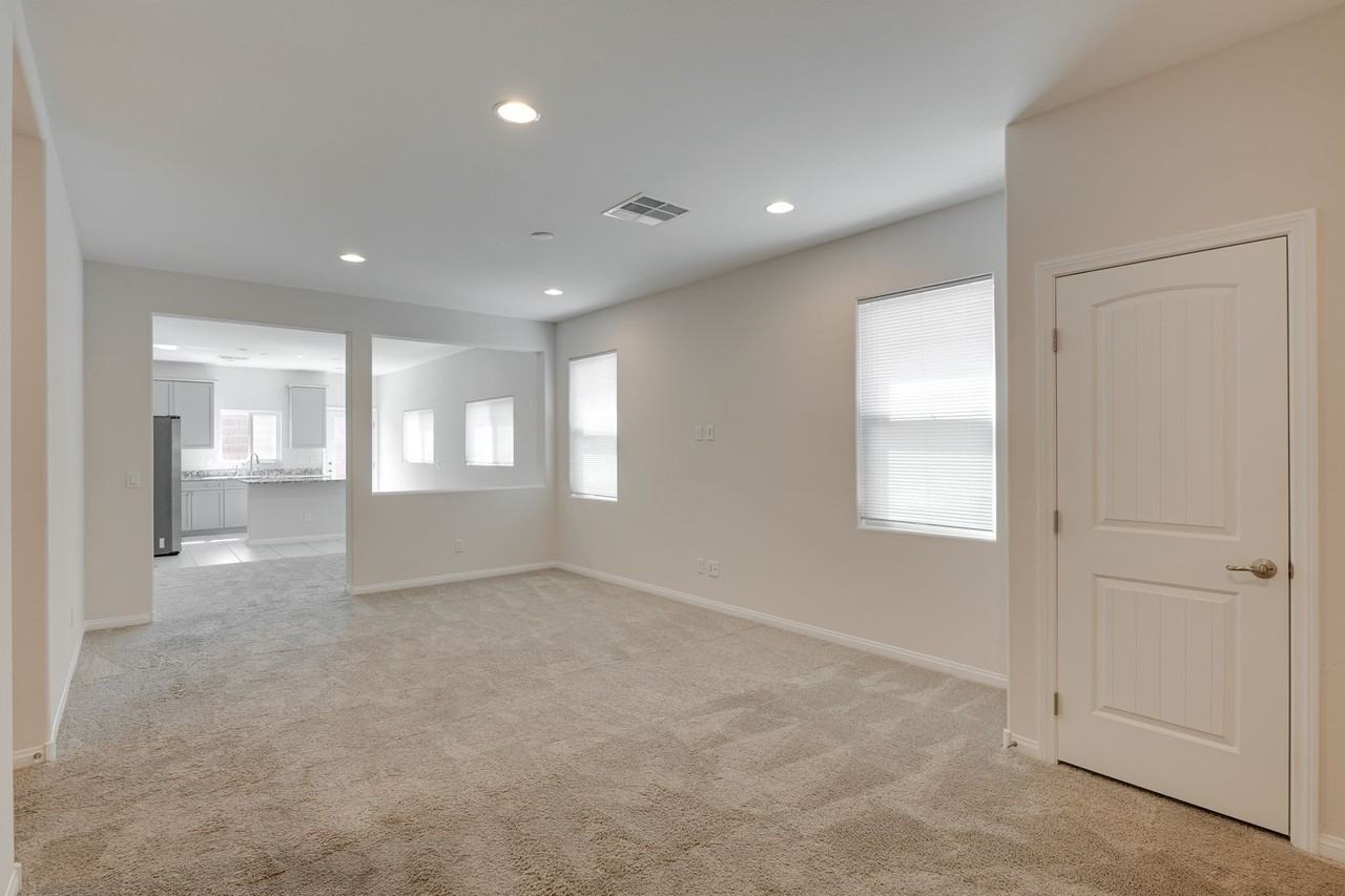 7039 Atwood Peaks Ave - Photo 5 of 26