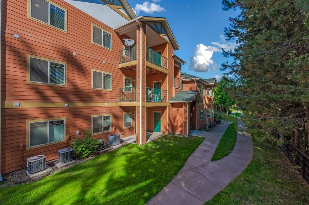 6670 Spurwing Loop - Photo 2 of 21