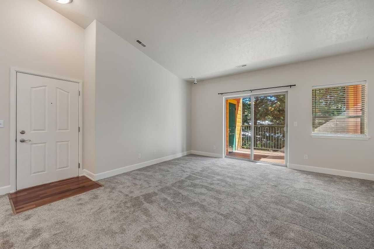 6670 Spurwing Loop - Photo 3 of 21