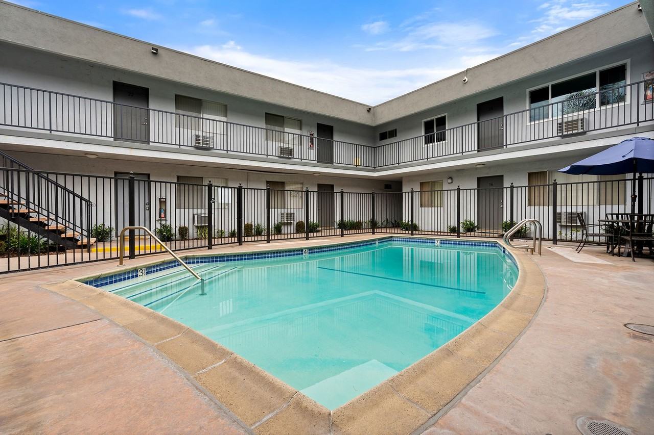 Downey Court Apartments - Photo 2 of 23