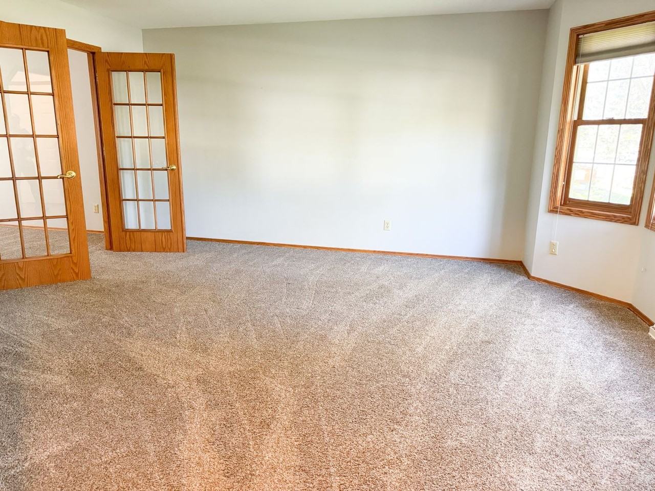 731 Matts Dr - Photo 6 of 32