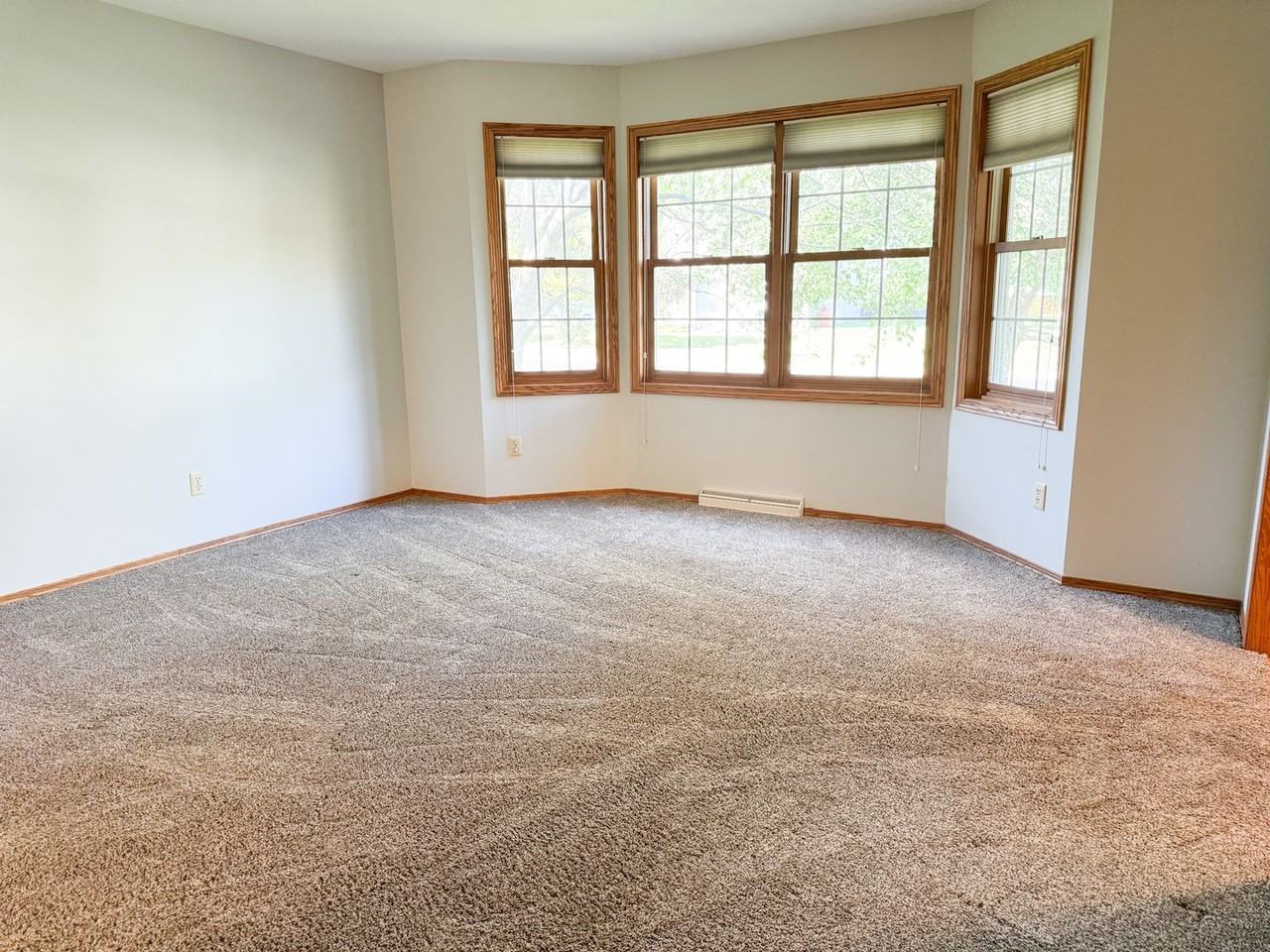 731 Matts Dr - Photo 7 of 32