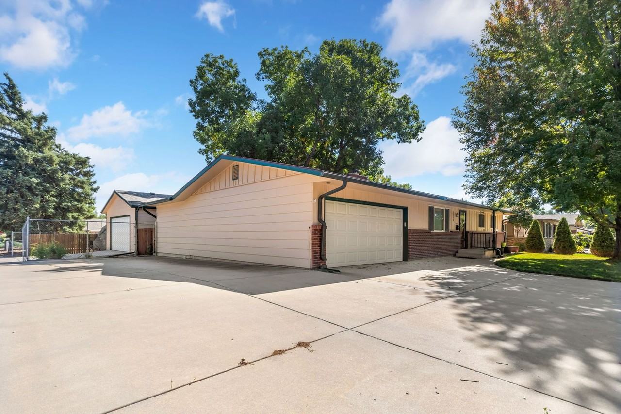 3518 N Franklin Ave - Photo 2 of 21